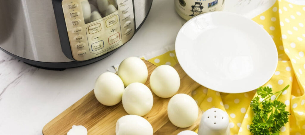 Instant Pot Deviled Eggs Easter Egg Chicks 10