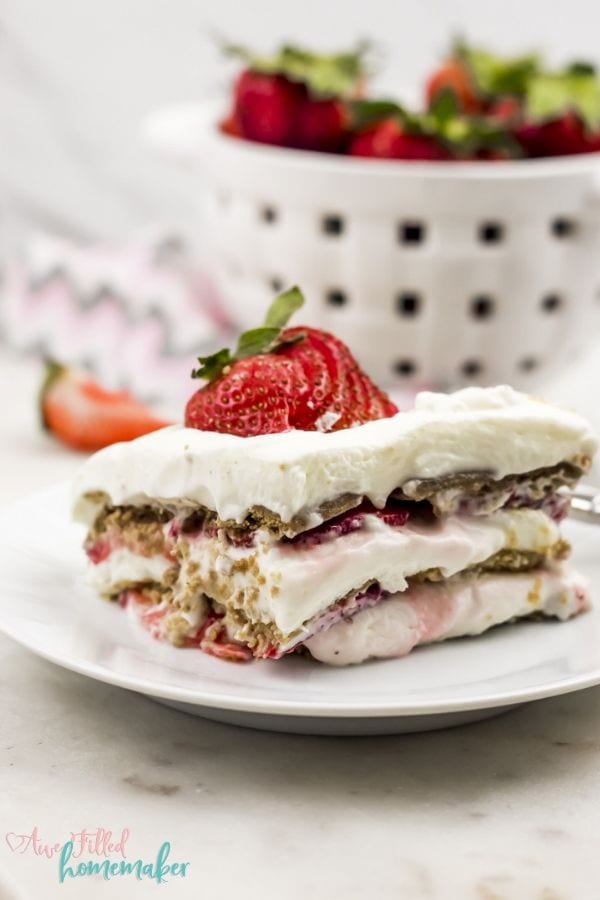 Copy of Strawberry Cheesecake Icebox Cake 3