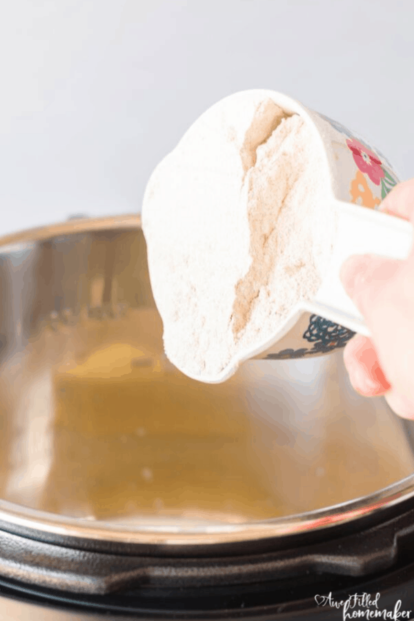 Instant Pot Whole Wheat Dinner Rolls